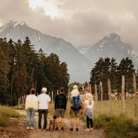 Lesy A Luky - V Srdci Tatier Vysoke Tatry